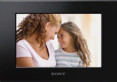 Цифровая фоторамка Sony DPF-C70A - вид спереди