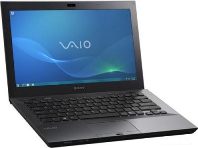 Ноутбук Sony VAIO VPC-SB4V9R/B - Вид сбоку