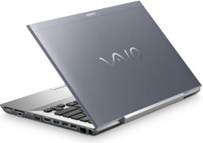 Ноутбук Sony VAIO VPCSB4V9R/S - сзади