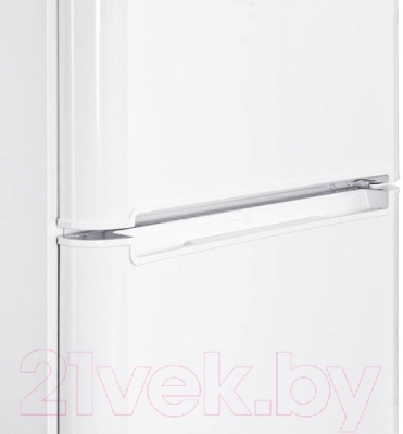Холодильник с морозильником Indesit BIA 15
