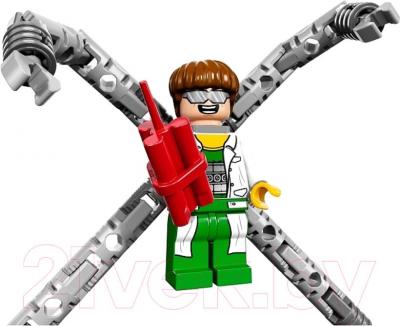 Конструктор Lego Super Heroes Кража грузовика Доктора Осьминога (76015) - фигурка