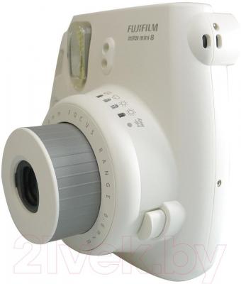 Фотоаппарат с мгновенной печатью Fujifilm Instax Mini 8 (белый)