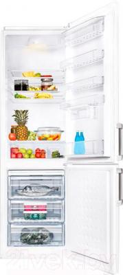Холодильник с морозильником Beko CS338020BA