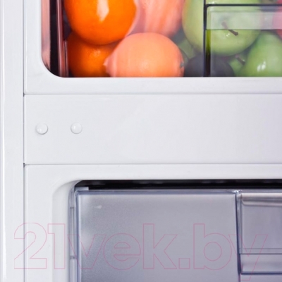 Холодильник с морозильником Beko CS332020