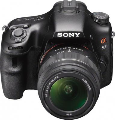 Зеркальный фотоаппарат Sony SLT-A57Y - общий вид со сменным объективом