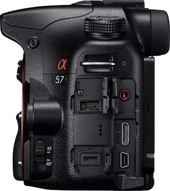 Зеркальный фотоаппарат Sony SLT-A57Y - вид сбоку