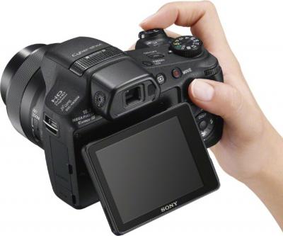 Компактный фотоаппарат Sony Cyber-shot DSC-HX200 - общий вид