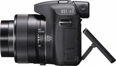 Компактный фотоаппарат Sony Cyber-shot DSC-HX200 - вид сбоку