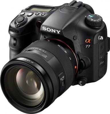 Зеркальный фотоаппарат Sony Alpha SLT-A77VK - общий вид с объективом
