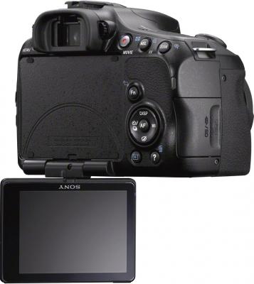Зеркальный фотоаппарат Sony Alpha SLT-A57K - вид сзади: поворотный экран