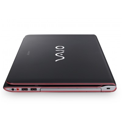 Ноутбук Sony VAIO SVE14A1S1RB - закрытый