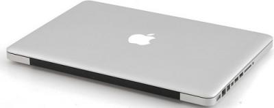 Ноутбук Apple MacBook Pro 13'' (MD101RS/A) - Вид в закрытом состоянии