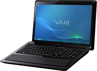 Ноутбук Sony VAIO VPCF23Z1R/BI - Вид спереди сбоку