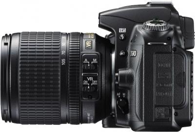 Зеркальный фотоаппарат Nikon D90 Kit 18-105mm VR - вид сбоку