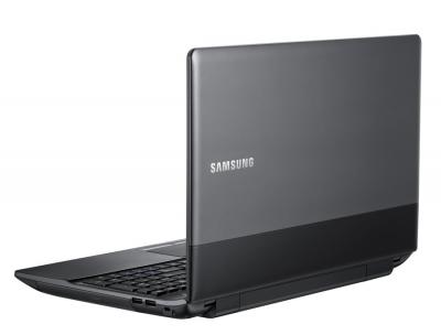 Ноутбук Samsung 300E5A (NP-300E5A-S0CRU) - повернут