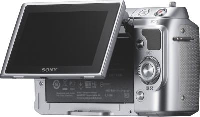 Беззеркальный фотоаппарат Sony Alpha NEX-F3K Silver - вид сзади