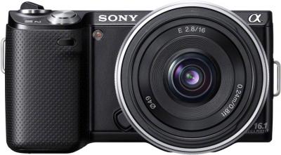 Беззеркальный фотоаппарат Sony Alpha NEX-5ND Black - вид спереди