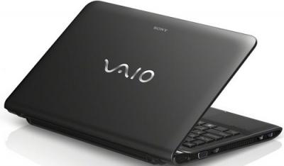 Ноутбук Sony VAIO SVE1111M1RB - Вид сзади