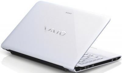Ноутбук Sony VAIO SVE1111M1RW - Вид сзади