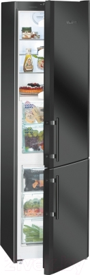 Холодильник с морозильником Liebherr CBNb 3913 - с полуоткрытой дверцой