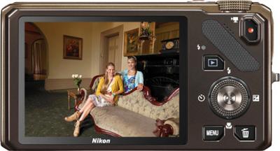 Компактный фотоаппарат Nikon COOLPIX S9200 Brown - вид сзади