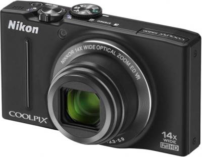 Компактный фотоаппарат Nikon Coolpix S8200 Black - общий вид