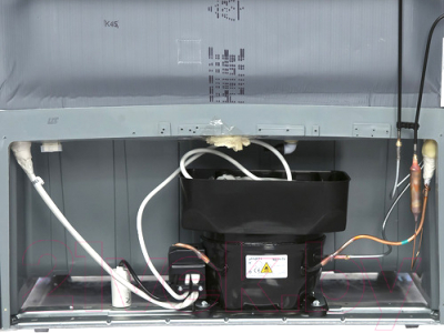 Холодильник с морозильником Hotpoint E4DAAB/C