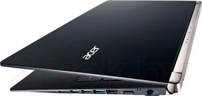 Ноутбук Acer Aspire VN7-571G-50Z2 (NX.MQKER.008) - вид сбоку