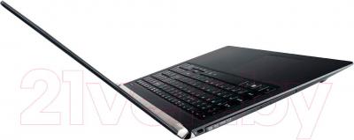 Ноутбук Acer Aspire VN7-571G-50Z2 (NX.MQKER.008) - вид сбоку