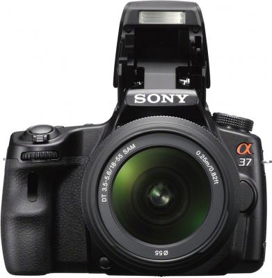 Зеркальный фотоаппарат Sony SLT-A37K - со вспышкой