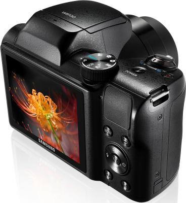 Компактный фотоаппарат Samsung WB100 (EC-WB100ZBABRU) Black - вид сзади