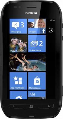 Смартфон Nokia Lumia 710 Black - общий вид