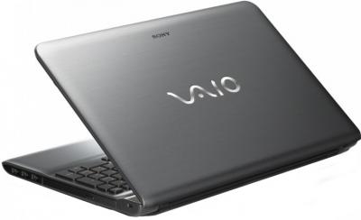 Ноутбук Sony VAIO SV-E1512Q1R/B - вид сзади