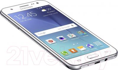 Смартфон Samsung Galaxy J5 / J500H/DS (золотой)