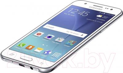Смартфон Samsung Galaxy J5 / J500H/DS (золотой)