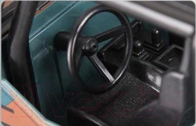 Радиоуправляемая игрушка MJX Автомобиль Cross Country Джип 1562A - вид салона со стороны водителя