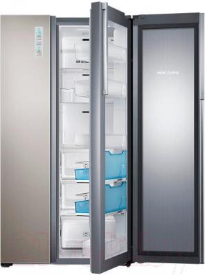 Холодильник с морозильником Samsung RH60H90203L/WT