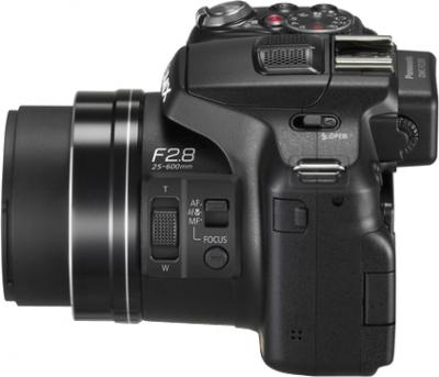 Компактный фотоаппарат Panasonic Lumix DMC-FZ200EEK - вид сбоку