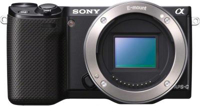 Беззеркальный фотоаппарат Sony Alpha NEX-5RK Black - вид спереди