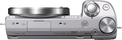 Беззеркальный фотоаппарат Sony Alpha NEX-5RK (серебристый) - вид сверху