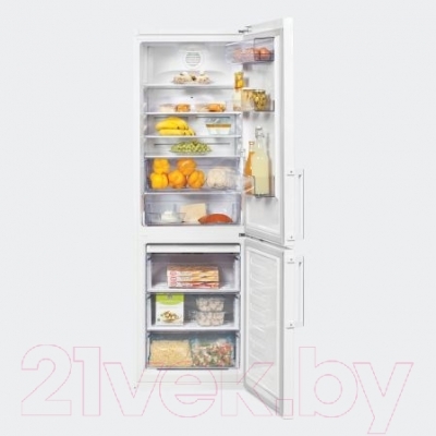 Холодильник с морозильником Beko RCNK320K21W