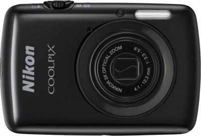 Компактный фотоаппарат Nikon Coolpix S01 Black - вид спереди