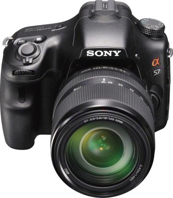 Зеркальный фотоаппарат Sony SLT-A57M Kit 18-135mm Black - общий вид