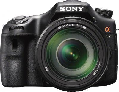 Зеркальный фотоаппарат Sony SLT-A57M Kit 18-135mm Black - вид спереди