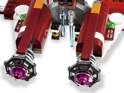Конструктор Lego Star Wars Республиканский атакующий звёздный истребитель (9497) - двигатели корабля
