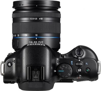 Беззеркальный фотоаппарат Samsung NX20 Kit 18-55mm Black - вид сверху