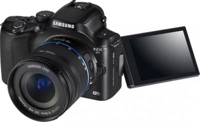 Беззеркальный фотоаппарат Samsung NX20 Kit 18-55mm Black - общий вид