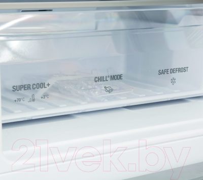 Холодильник с морозильником Hotpoint-Ariston HF 8201 W O