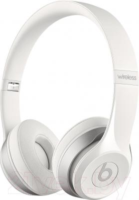 Беспроводные наушники Beats Solo 2 Wireless Headphones / MHNH2ZM/A (белый)