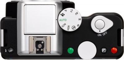 Беззеркальный фотоаппарат Pentax K-01 + DA 40mm XS Black - вид сверху